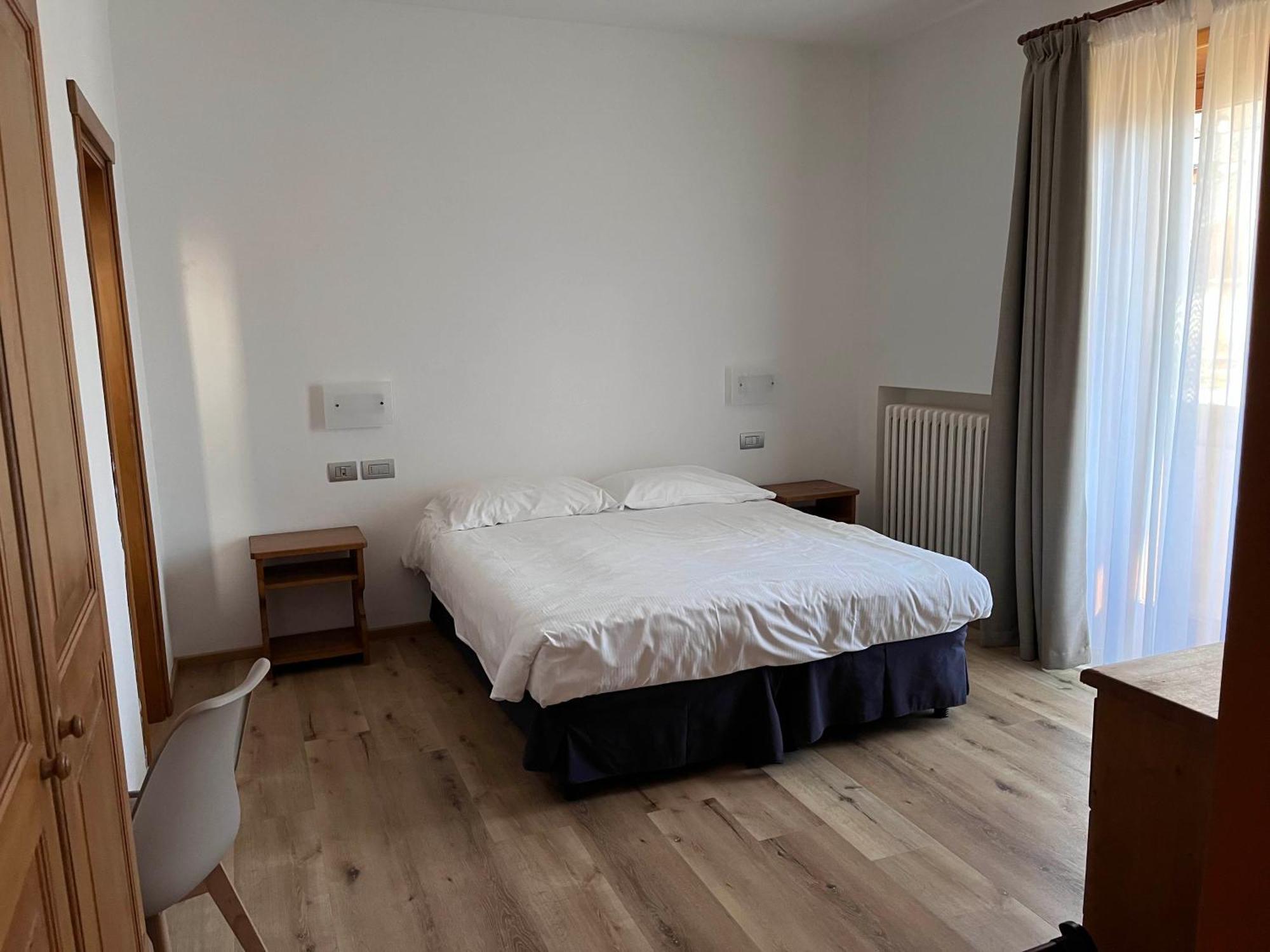 Hotel Albergo Dolomiti ซานวีโต ดิ กาโดเร ภายนอก รูปภาพ