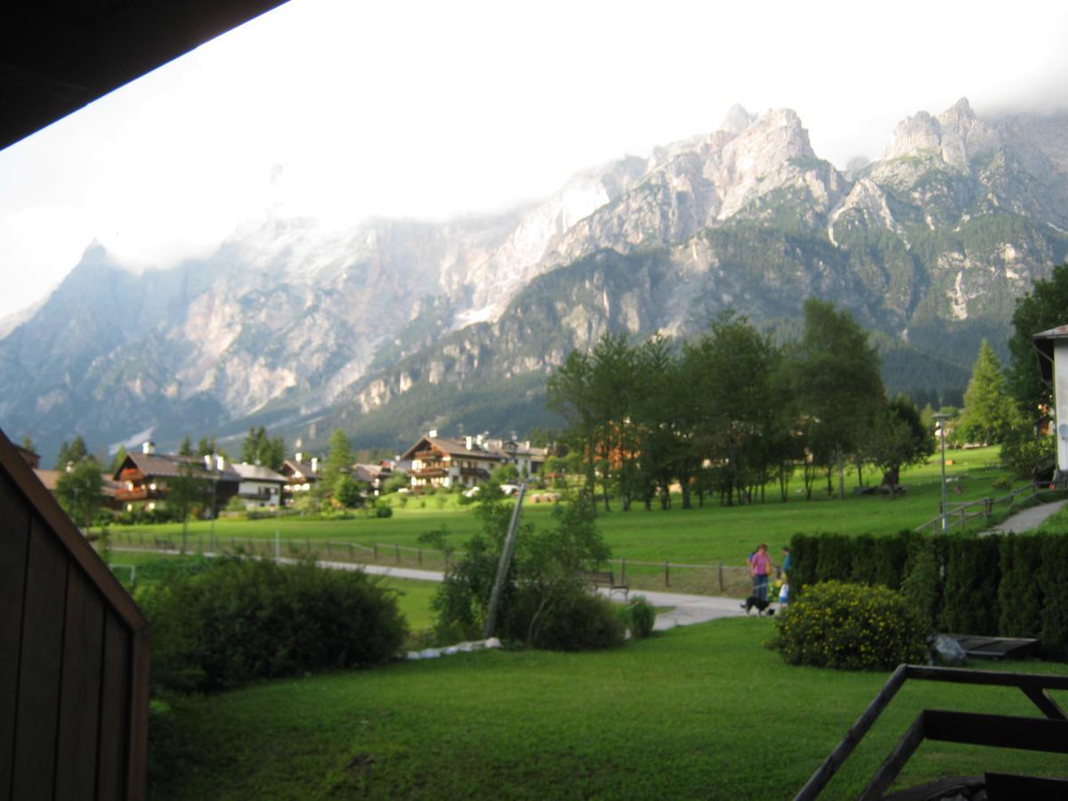 Hotel Albergo Dolomiti ซานวีโต ดิ กาโดเร ภายนอก รูปภาพ
