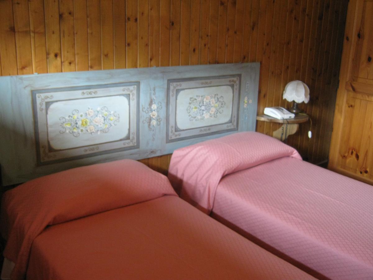 Hotel Albergo Dolomiti ซานวีโต ดิ กาโดเร ภายนอก รูปภาพ