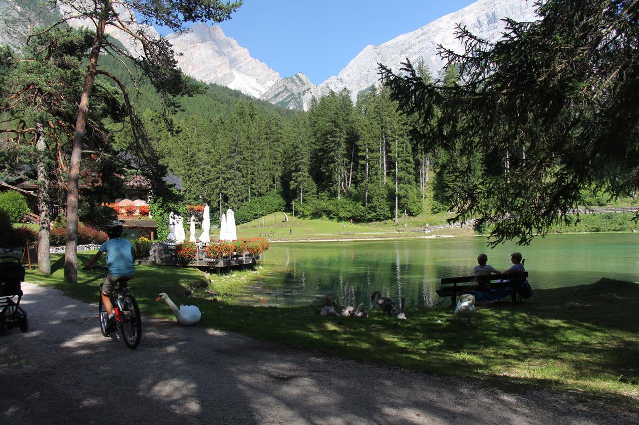 Hotel Albergo Dolomiti ซานวีโต ดิ กาโดเร ภายนอก รูปภาพ