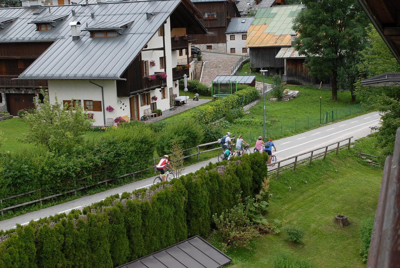 Hotel Albergo Dolomiti ซานวีโต ดิ กาโดเร ภายนอก รูปภาพ