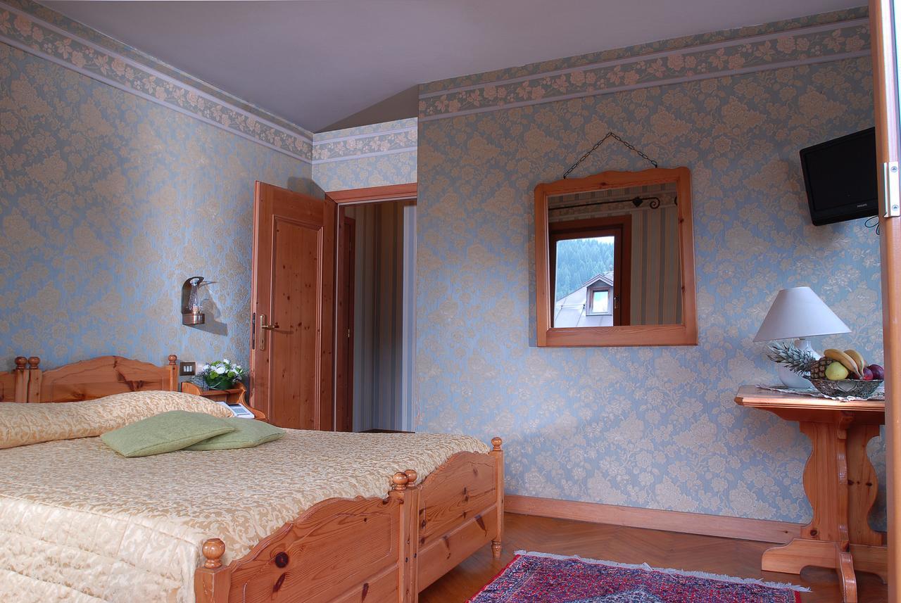 Hotel Albergo Dolomiti ซานวีโต ดิ กาโดเร ภายนอก รูปภาพ